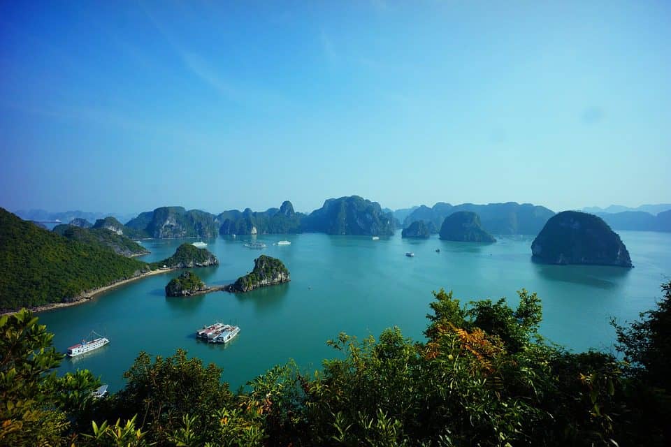 A New Adventure: 2016 Trip to Vietnam! 2 halong-bay-vietnam-593840_960_720
