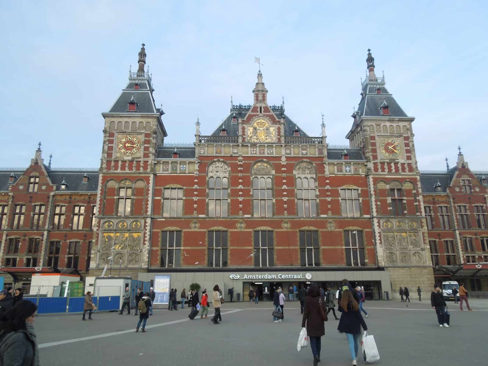 Arriving in Amsterdam to Study Abroad 7 Amsterdam Centraal train station