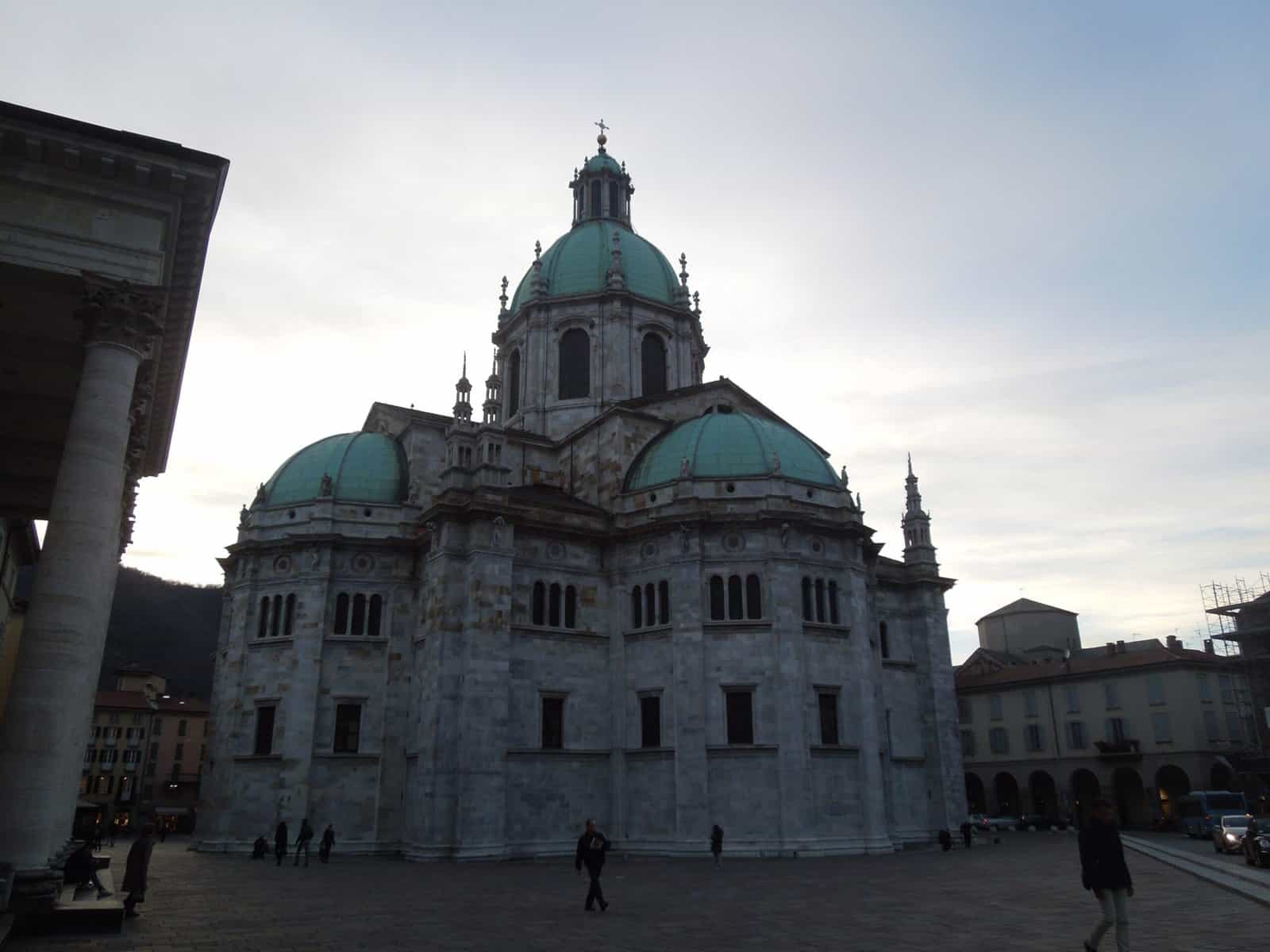 A Winter Weekend in Milan, Italy 9 Beautiful church in Como
