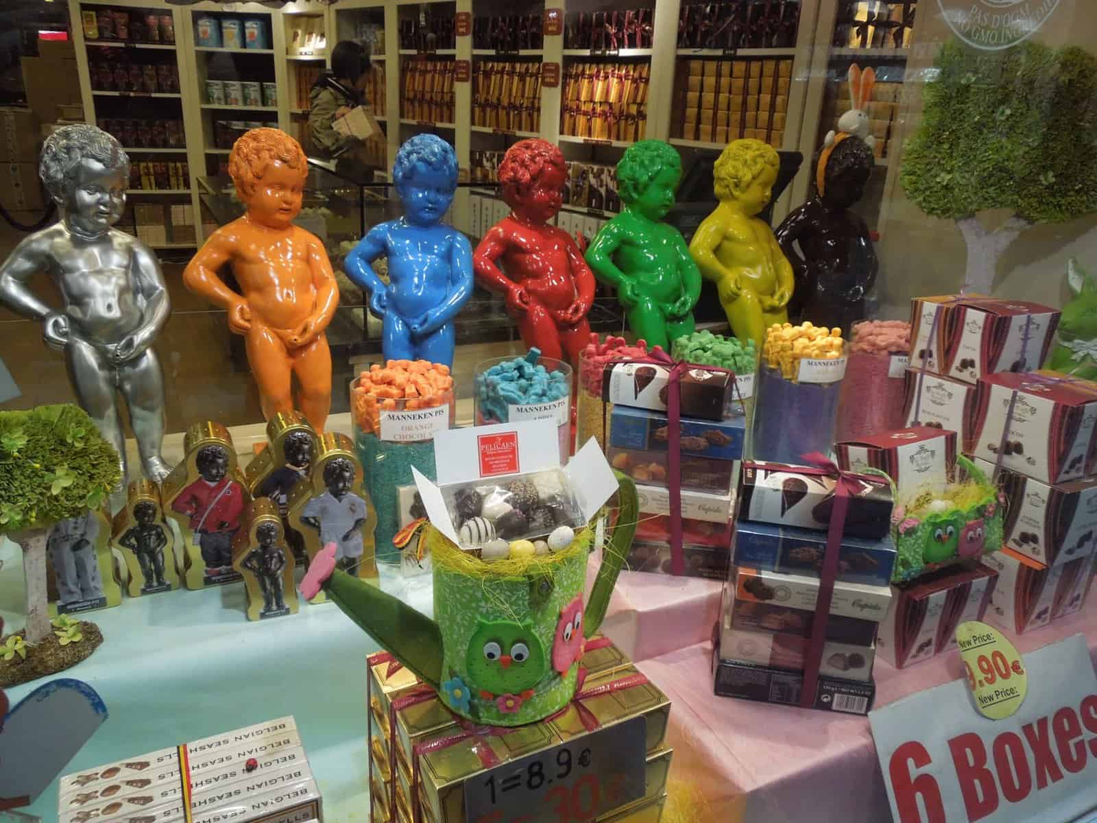 Manneken Pis chocolates and souvenirs 