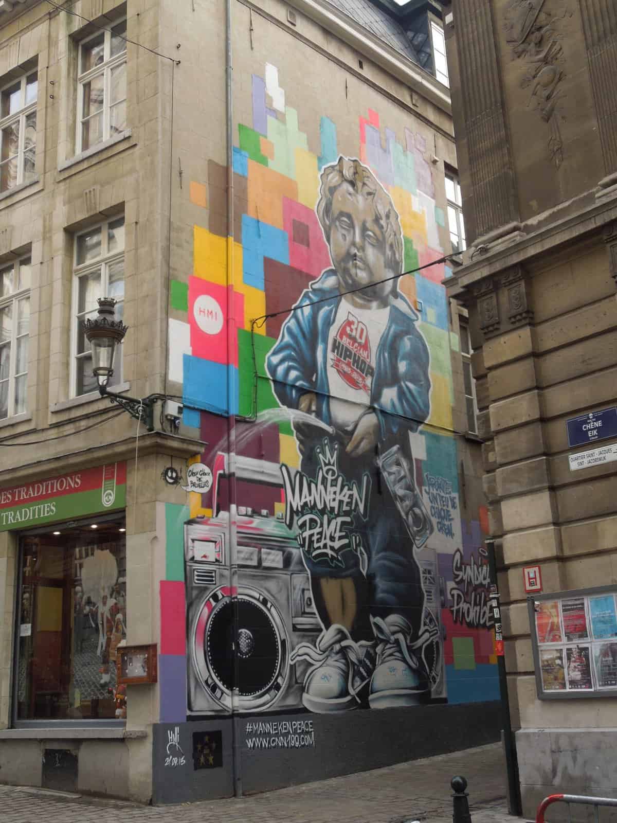 Street art of Manneken Pis