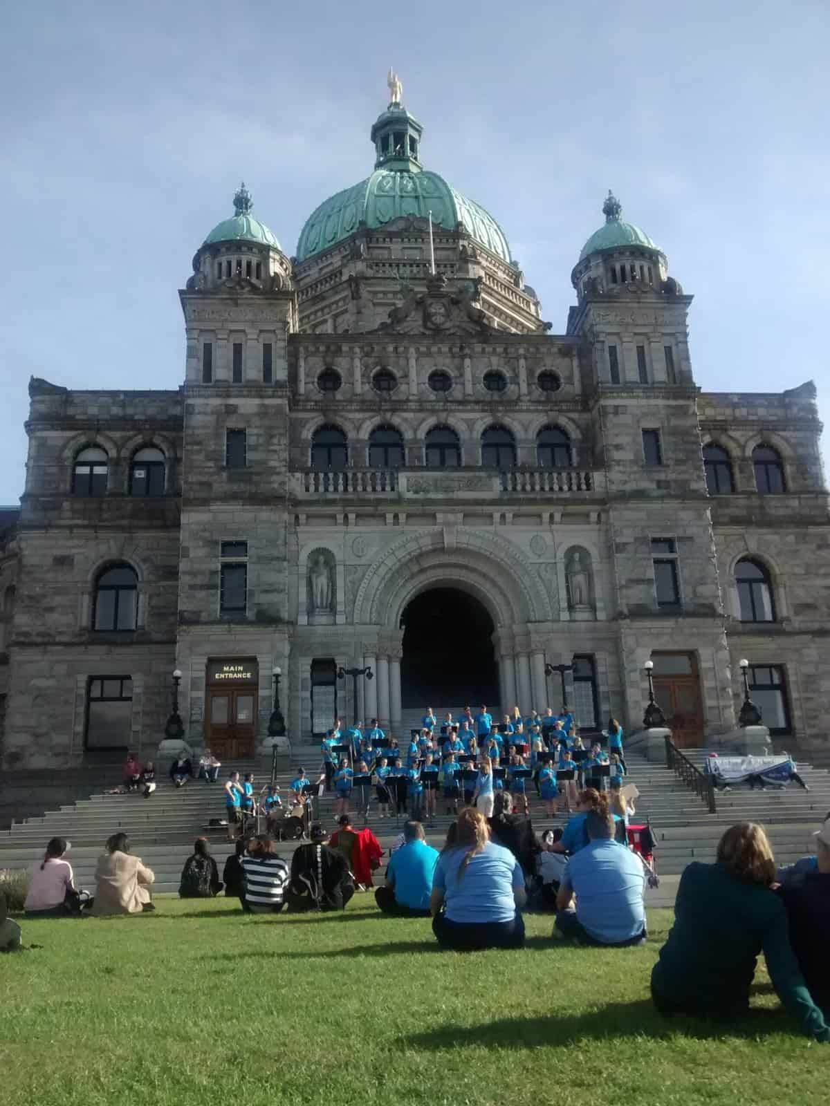Celebrating Victoria Day in Victoria, BC! 5 BC Parliament building in Victoria, BC with a choir out front