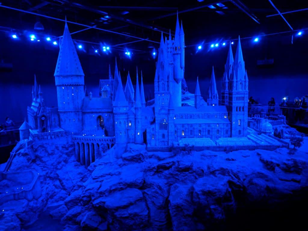Your ultimate guide to the Harry Potter Studio Tour outside of London! A must-see for Potterheads! #harrypotter #travel #london