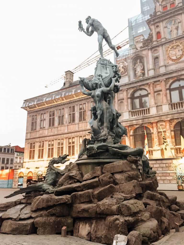 Brabo Fountain grote markt antwerp