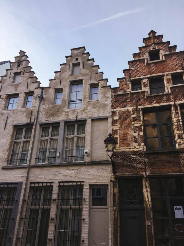 35 Photos that Will Convince You to Visit Antwerp 36 Streets of Antwerp