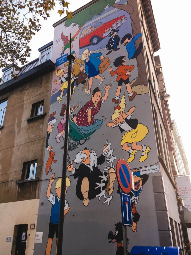 35 Photos that Will Convince You to Visit Antwerp 38 Antwerp street art