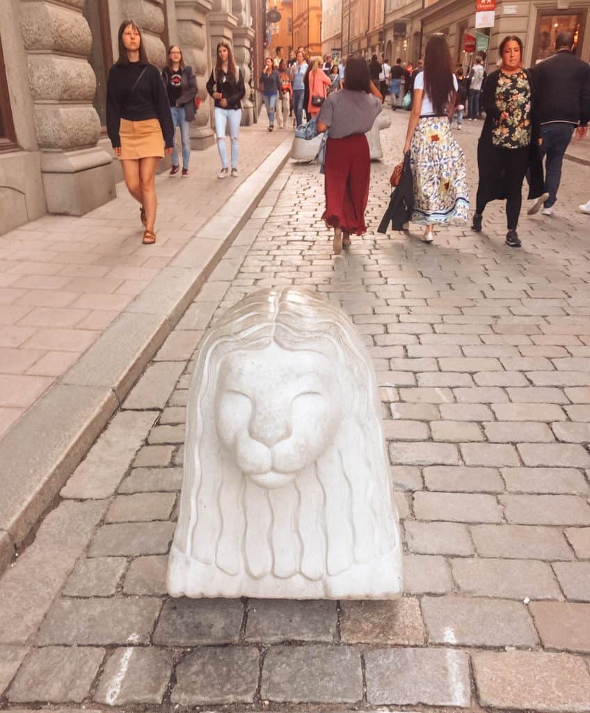 7 Things You Need to Know Before You Visit Stockholm 5 lion statue in Stockholm