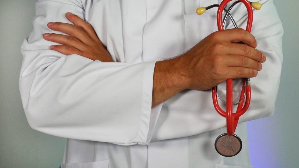 How to Choose the Best International Health Insurance 3 doctor