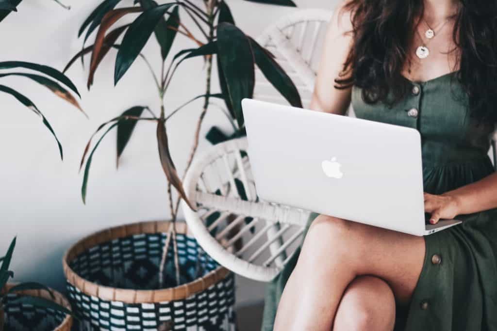 How to Choose the Best International Health Insurance 2 laptop