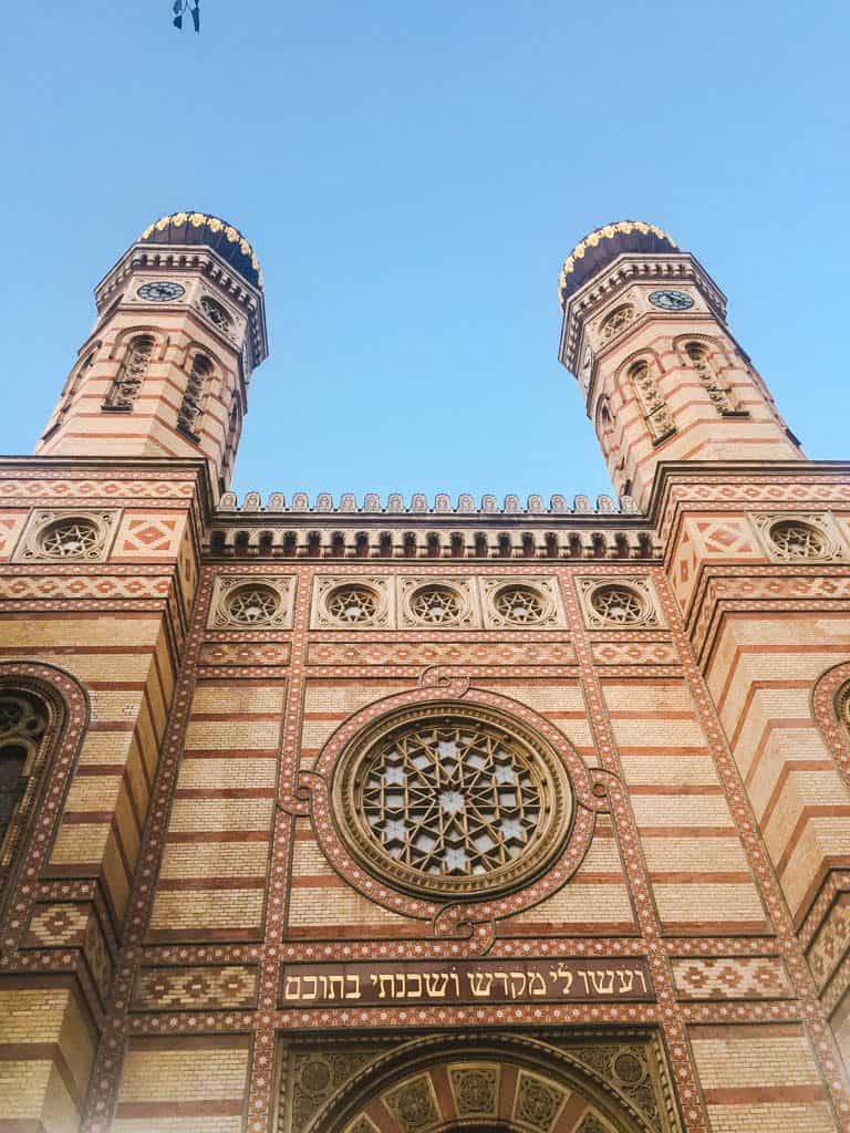 21 Things to Do in Budapest 17 Dohany Street Synagogue