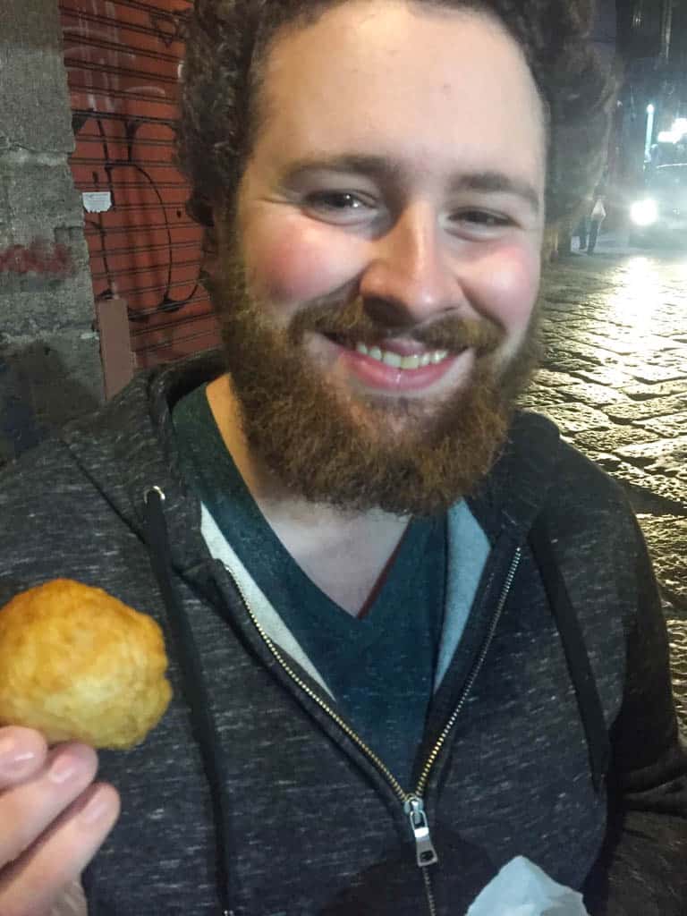 Where to Eat in Naples, Italy 18 Sfogliatella