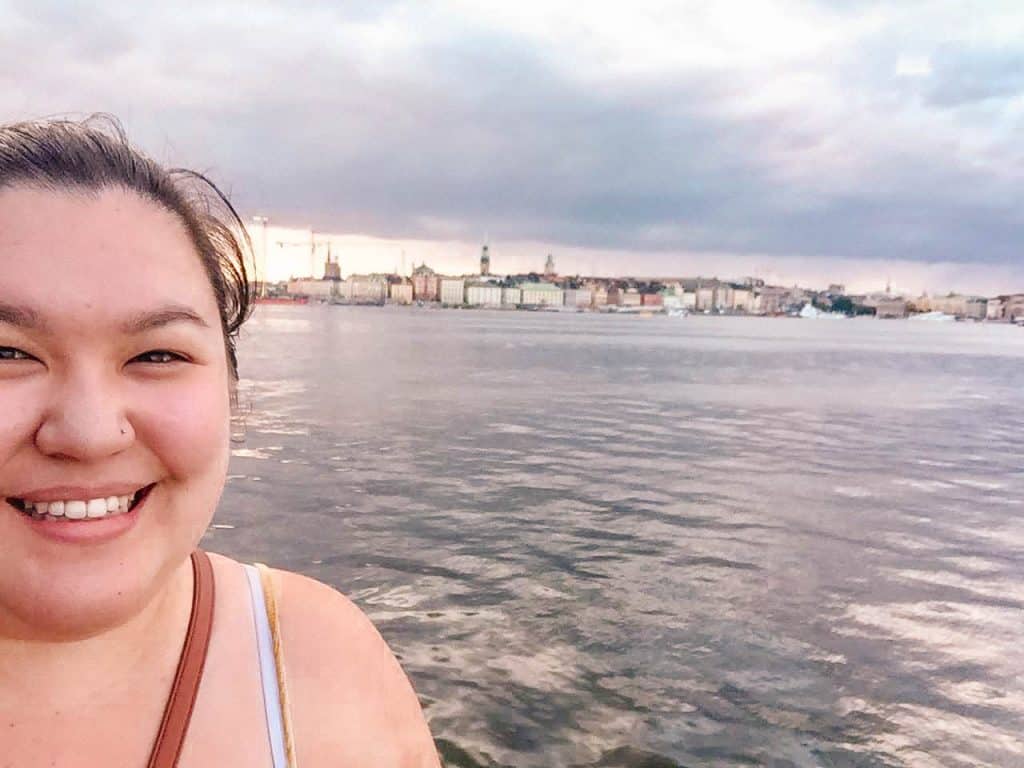 12 Reasons to Solo Travel 4 selfie in Stockholm