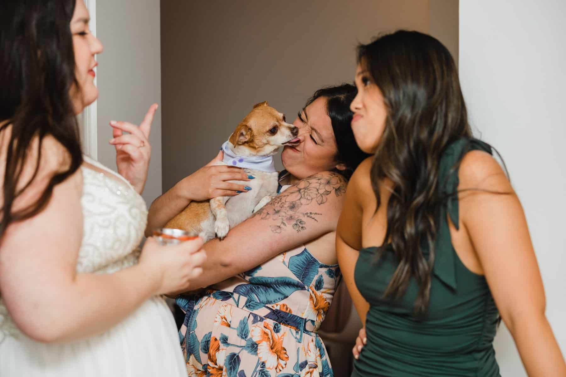 Ellie kissing Jade