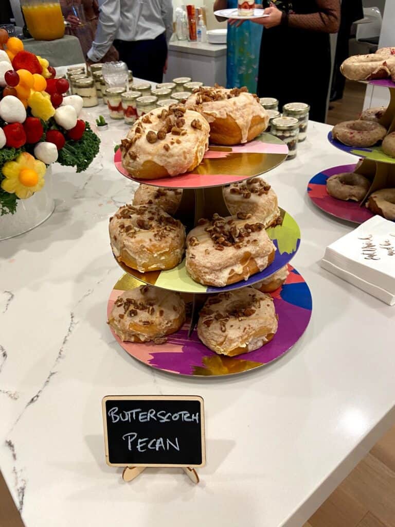 Which Wedding Traditions Did We Actually End Up Skipping? 22 cartems donuts for wedding reception dessert
