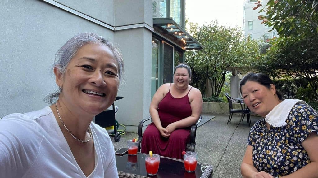Month in Review: July 2022 3 selfie with auntie hayley on the patio