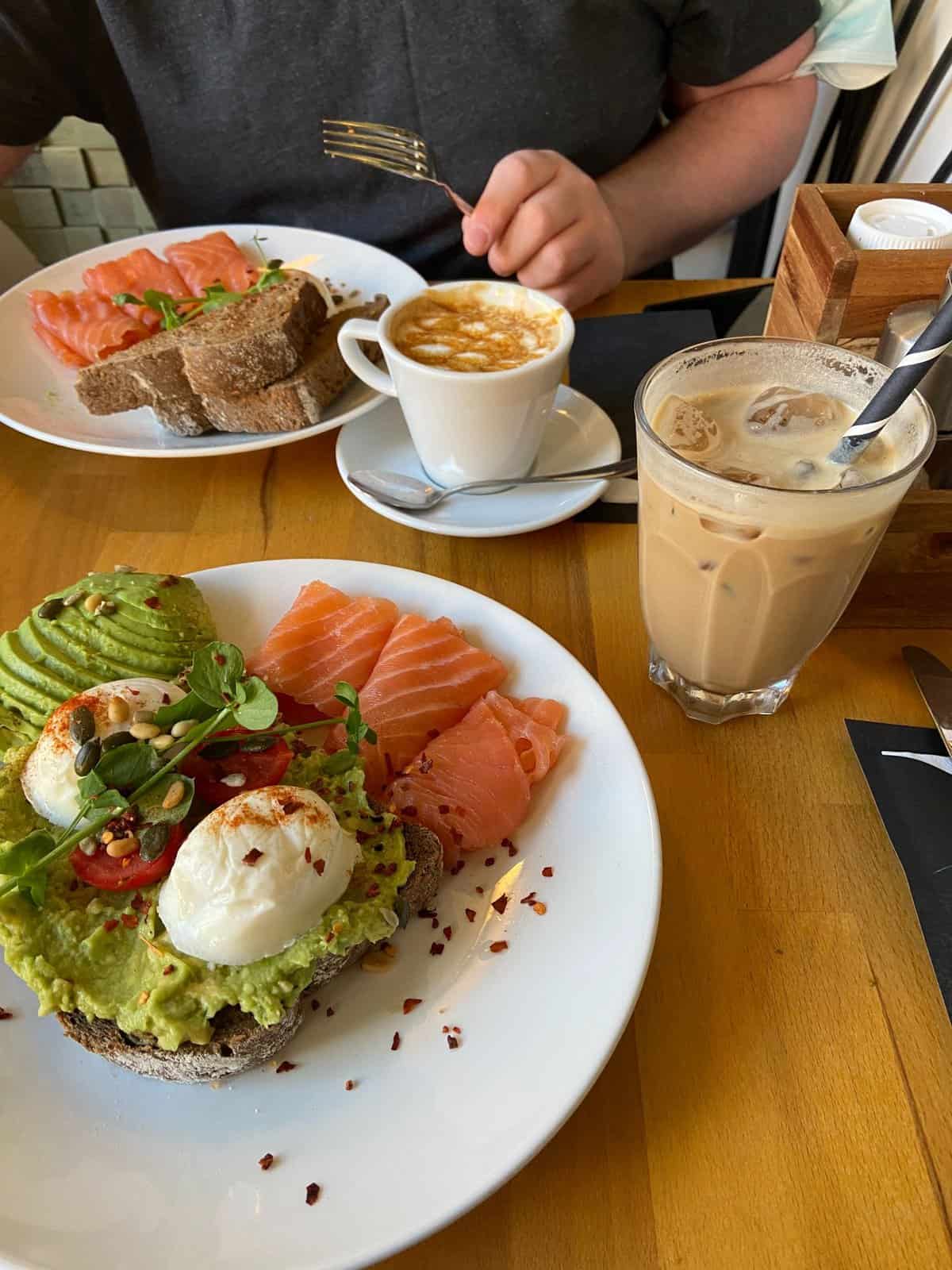 Month in Review: September 2022 7 eggs brunch breakfast in amsterdam