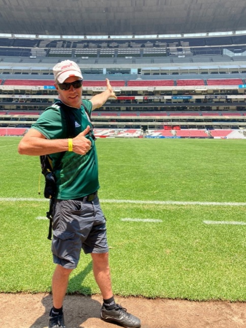 Traveller of the Month: Trevor from Nomadic Backpacker 6 Nomadic Backpacker At the Estadio Azteca in Mexico City