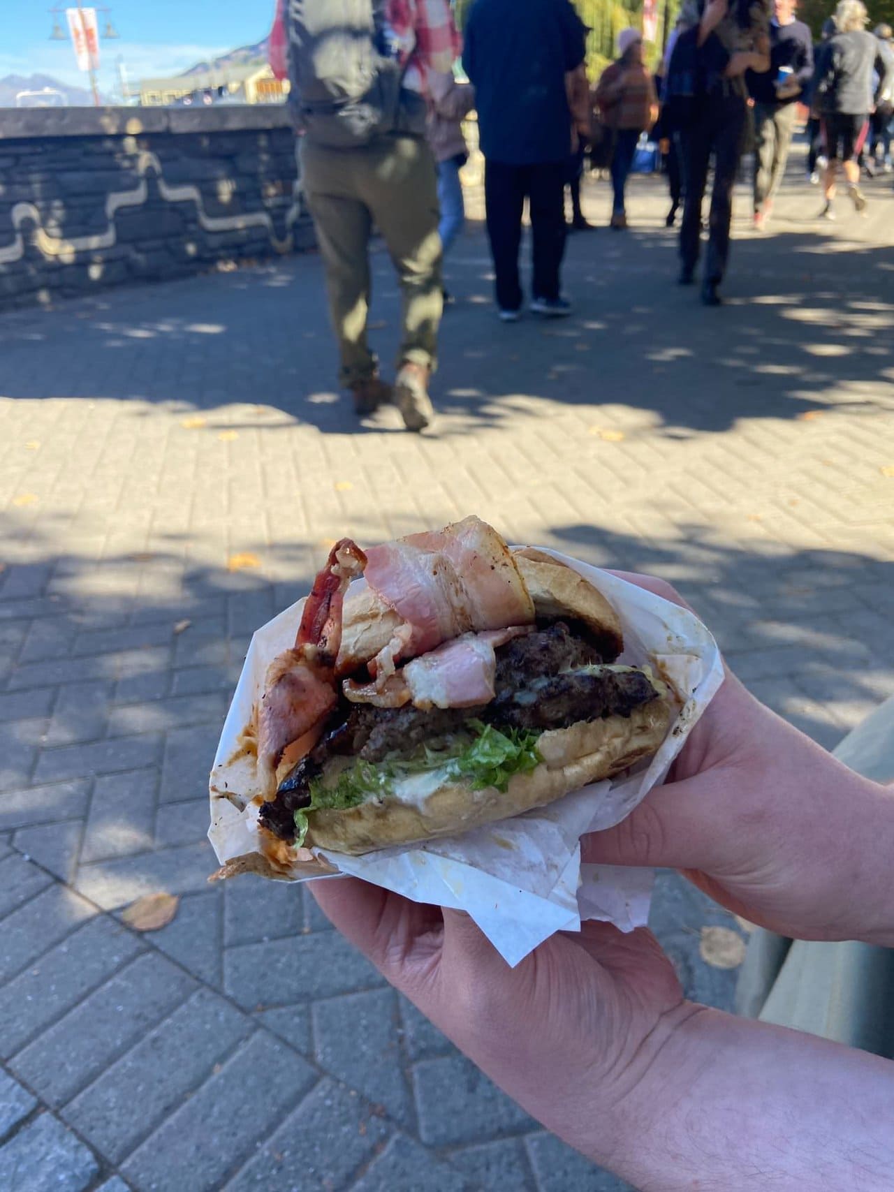 The famous Fergburger hamburger in Queenstown, must do in Queenstown
