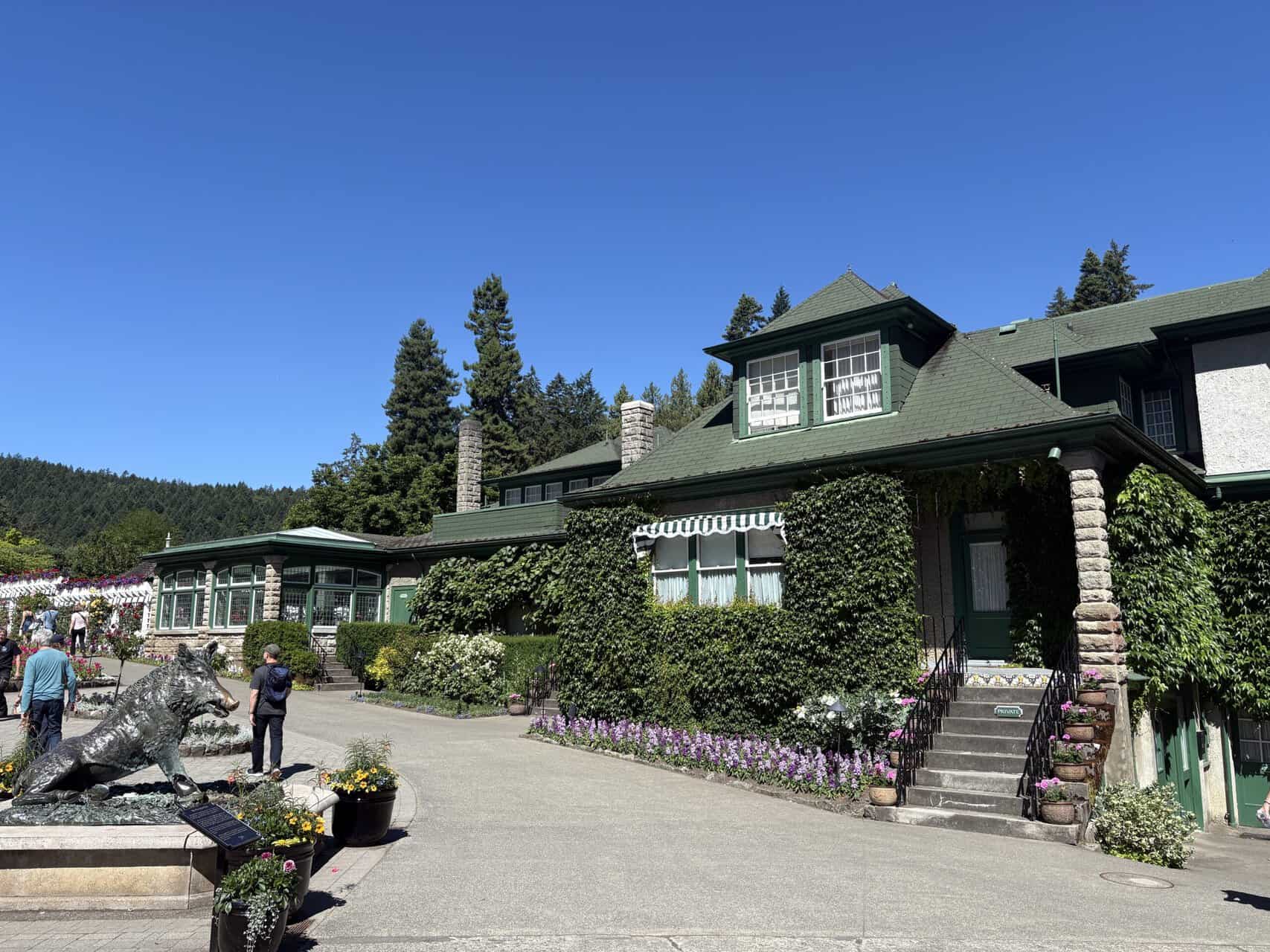 Pendray Tea House Review: Afternoon Tea in Victoria, BC 15 Private residence and dining room at The Butchart Gardens where afternoon tea is served